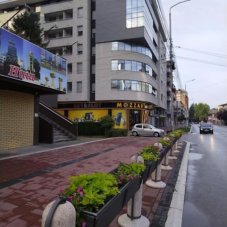 Naissa Apartment Ni 外观 照片