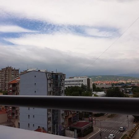 Naissa Apartment Ni 外观 照片