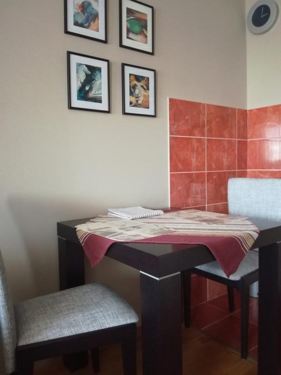 Naissa Apartment Ni 外观 照片
