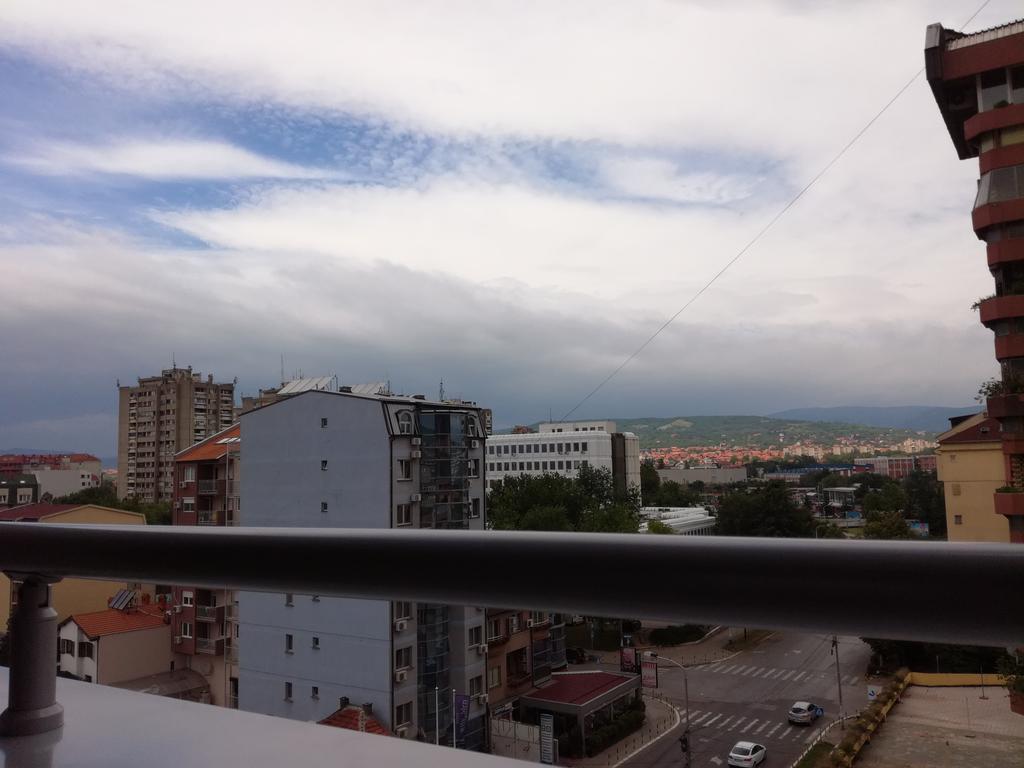 Naissa Apartment Ni 外观 照片
